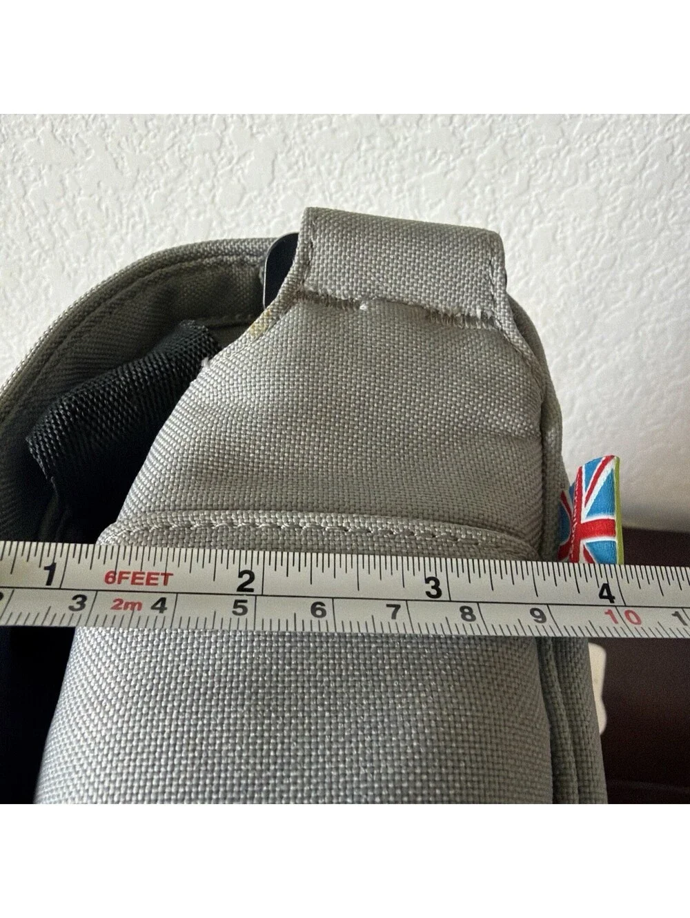 HUGGER Camera Bag Cross Body Or Shoulder. Water Resistant. Padded